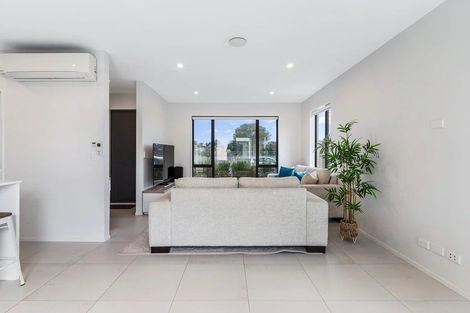 Photo of property in 72 Te Napi Drive, Takanini, 2112