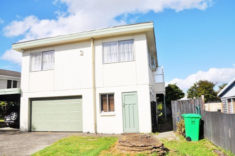 Photo of property in 21 Rosewarne Crescent, Glendene, Auckland, 0602