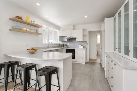 Photo of property in 126 Kendal Avenue, Burnside, Christchurch, 8053