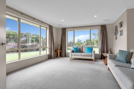 Photo of property in 15 Des Terry Way, Waipu, 0510