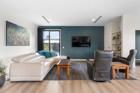 Photo of property in 121 Charleston Avenue, Whangamata, 3620