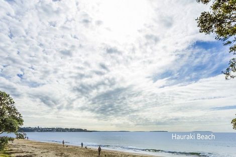 Photo of property in 2/67 Jutland Road, Hauraki, Auckland, 0622