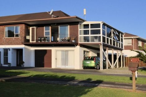 Photo of property in 1/12 Melissa Place, Farm Cove, Auckland, 2012