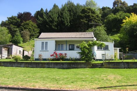 Photo of property in 22 Waikura Terrace, Manunui, Taumarunui, 3924