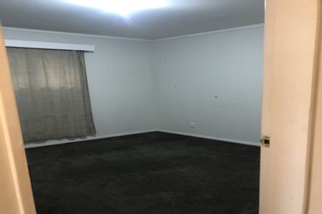 Photo of property in 101 Akaroa Drive, Maupuia, Wellington, 6022