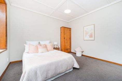 Photo of property in 43 Lyndhurst Street, Takaro, Palmerston North, 4412