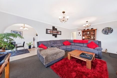 Photo of property in 4 Wimborne Crescent, Aranui, Christchurch, 8061