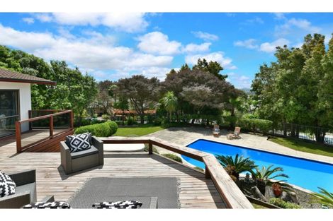 Photo of property in 77 Matija Place, Red Beach, 0932