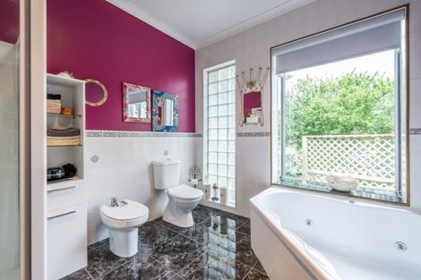 Photo of property in 63 Poplar Avenue, Raumati South, Paraparaumu, 5032