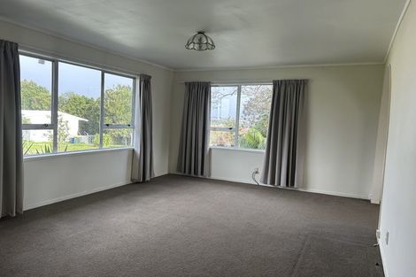 Photo of property in 5 Crosby Road, West Harbour, Auckland, 0618