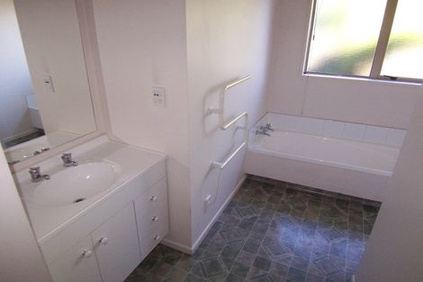 Photo of property in 11a Deloraine Street, Somerfield, Christchurch, 8024