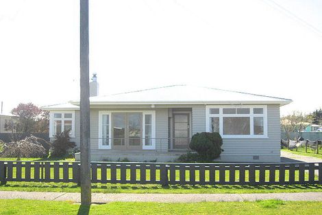 Photo of property in 11 Potaka Street, Marton, 4710