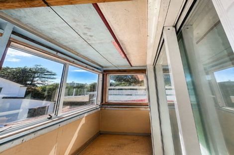 Photo of property in 56a Chilcott Road, Henderson, Auckland, 0612