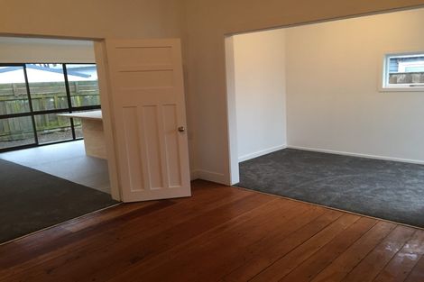 Photo of property in 104 Centennial Avenue, Waitara, 4320