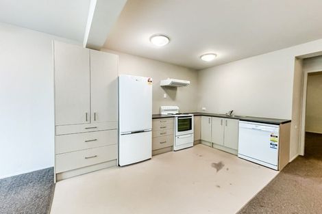 Photo of property in Sharella Living, 20 Glenmore Street, Thorndon, Wellington, 6011