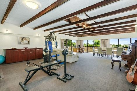 Photo of property in 18-20 Emerald Glen Road, Paekakariki, Paraparaumu, 5032