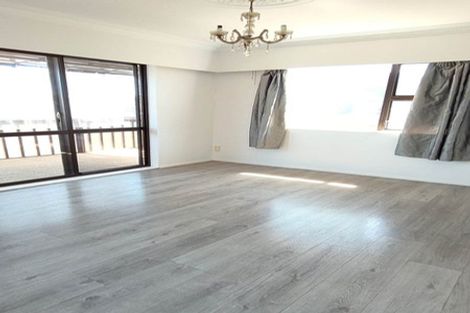 Photo of property in 10/114a Pakuranga Road, Pakuranga, Auckland, 2010