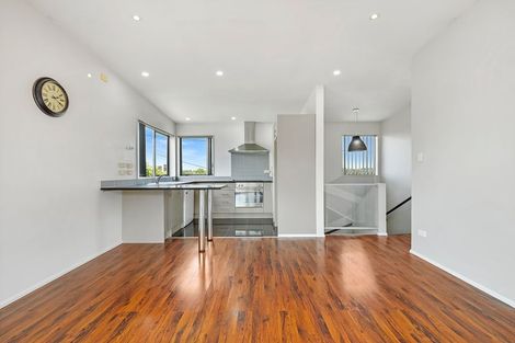 Photo of property in 1/18 Forrest Hill Road, Forrest Hill, Auckland, 0620