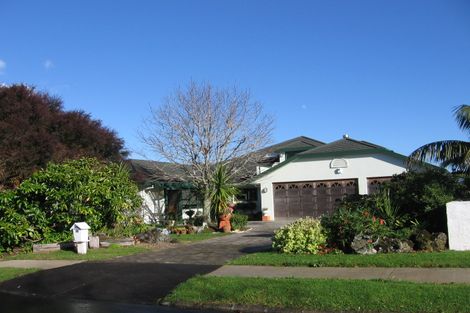 Photo of property in 12 Arkley Avenue, Farm Cove, Auckland, 2012