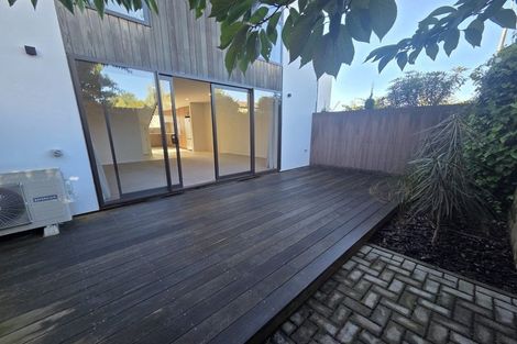 Photo of property in 3/9 Edgeware Road, St Albans, Christchurch, 8014