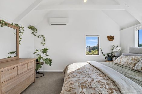 Photo of property in 2/506 Devonport Road, Tauranga South, Tauranga, 3112