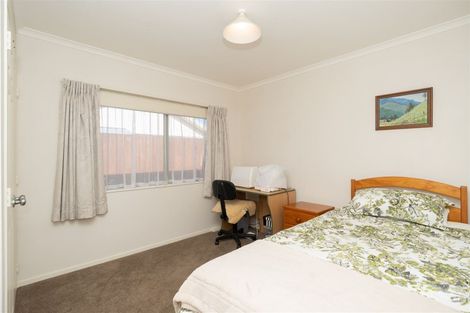 Photo of property in 26 Admiral Crescent, Flagstaff, Hamilton, 3210