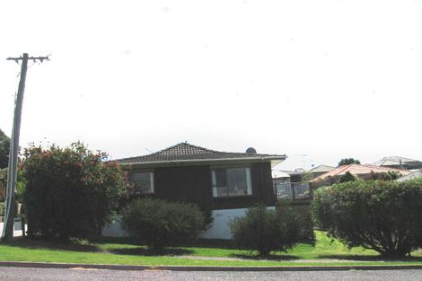 Photo of property in 1/18 Auld Street, Torbay, Auckland, 0630