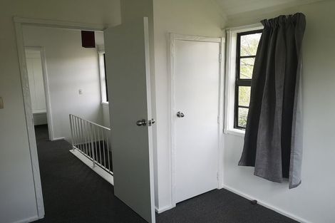Photo of property in 2/85 Meadway, Sunnyhills, Auckland, 2010