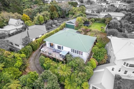 Photo of property in 6 Onehuka Road, Tirohanga, Lower Hutt, 5010