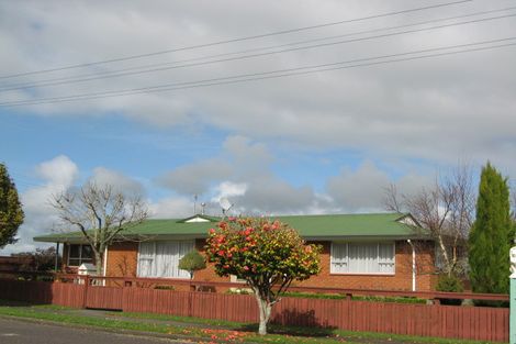 Photo of property in 61 Broadway, Waitara, 4320