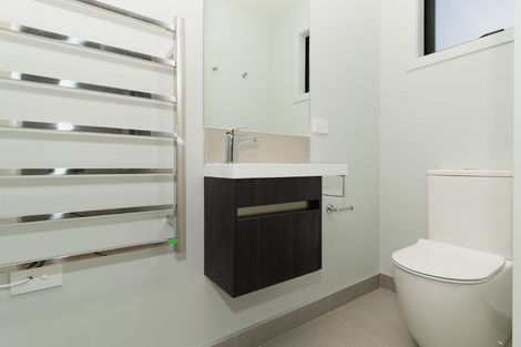 Photo of property in 2b Nerita Place, Long Bay, Auckland, 0630