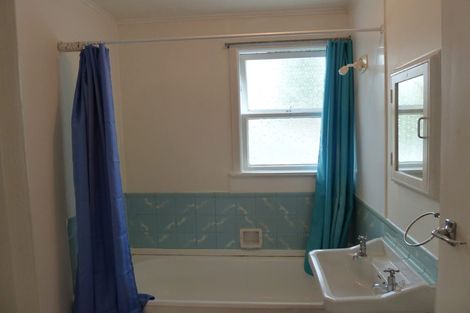 Photo of property in 2/25 Nutsey Avenue, Northcote, Auckland, 0627