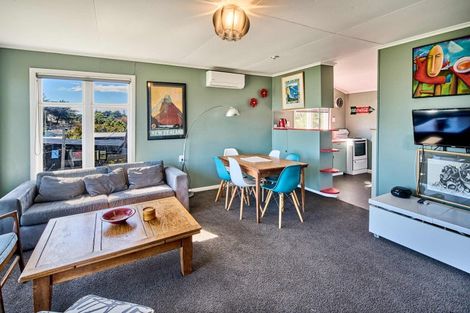 Photo of property in 52 Tutere Street, Waikanae Beach, Waikanae, 5036