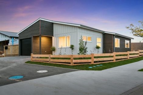 Photo of property in 2 Wescott Place, Bethlehem, Tauranga, 3110