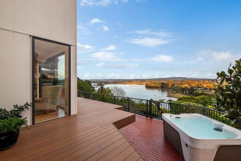 Photo of property in 25a Pohutukawa Avenue, Shelly Park, Auckland, 2014