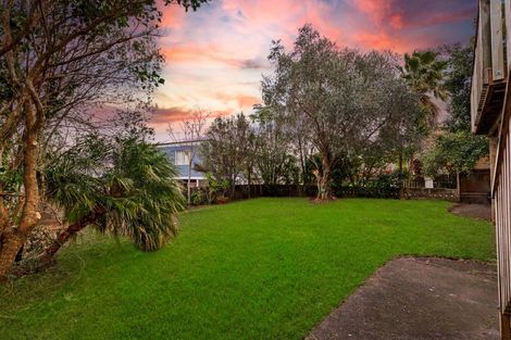 Photo of property in 74 Waimumu Road, Massey, Auckland, 0614