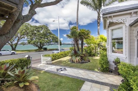Photo of property in 43 King Edward Parade, Devonport, Auckland, 0624