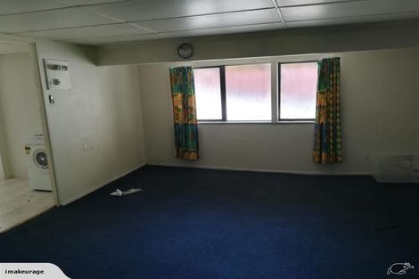 Photo of property in 46 Sunnyside Road, Sunnyvale, Auckland, 0612