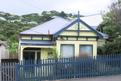 Photo of property in 26 Stanley Street, Berhampore, Wellington, 6023