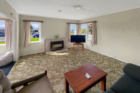 Photo of property in 18 Churchill Avenue, Feilding, 4702
