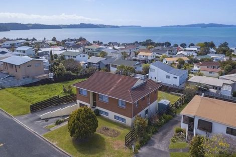 Photo of property in 17 Tara Place, Snells Beach, 0920