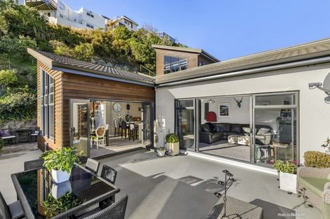 Photo of property in 5b Mace Street, Island Bay, Wellington, 6023