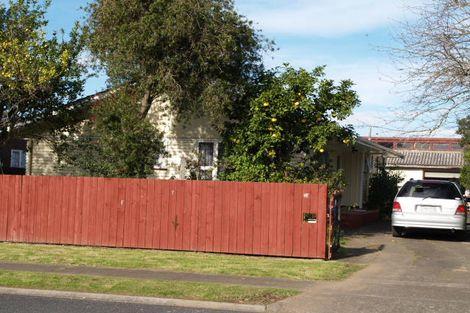 Photo of property in 37 Cottingham Crescent, Mangere East, Auckland, 2024