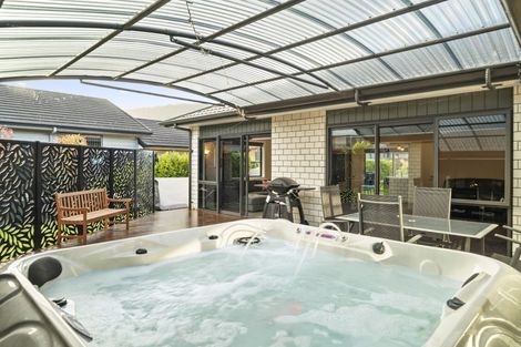 Photo of property in 14 Hamon Place, Pukehangi, Rotorua, 3015