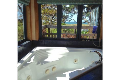 Photo of property in 679 Cove Road, Waipu, 0582