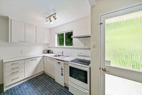 Photo of property in 18 Westhaven Drive, Tawa, Wellington, 5028