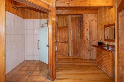 Photo of property in 240 Te Pahu Road, Te Pahu, 3285