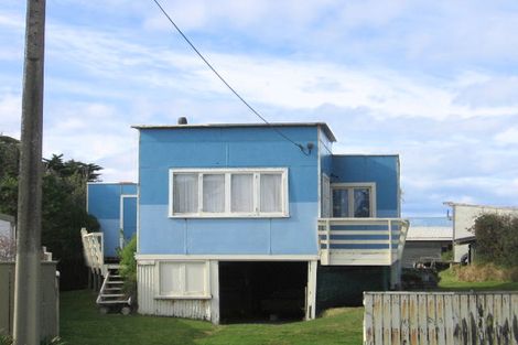 Photo of property in 4 Mack Street, Foxton Beach, Foxton, 4815