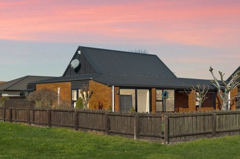 Photo of property in 47b Solomon Avenue, Redwood, Christchurch, 8051