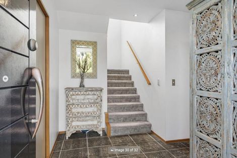 Photo of property in 2/55 Parr Terrace, Castor Bay, Auckland, 0620